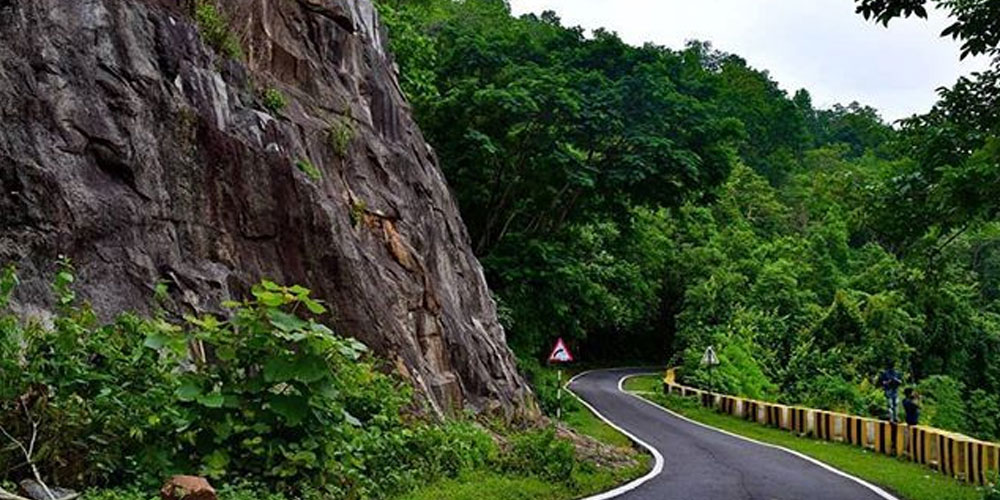 Daringbadi-Senior-Citizen-Tour-Package