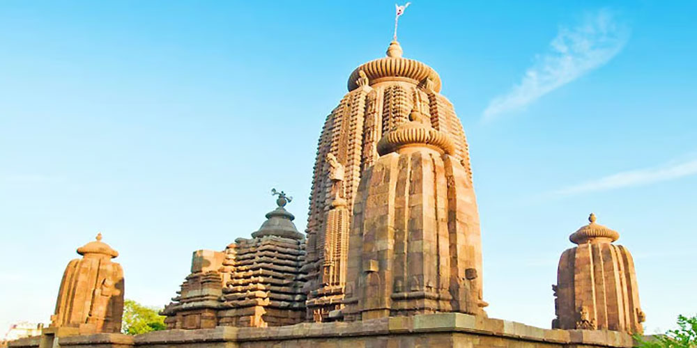 Puri-Bhubaneswar-Chilika-Island-Tour-Packages