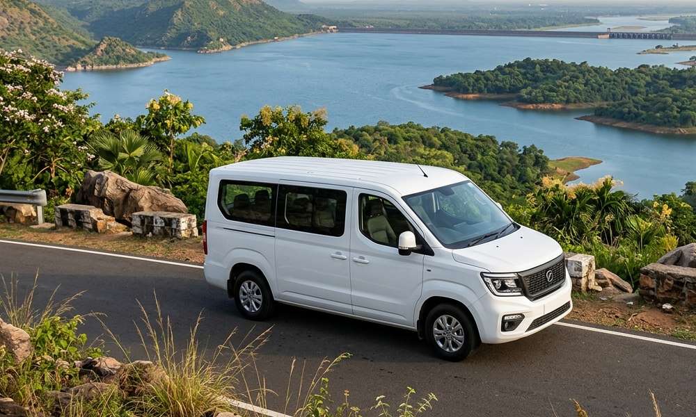 9-seater-urbania-hire-in-odisha
