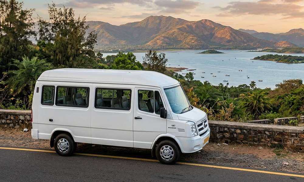 9-seater-urbania-rent-in-odisha