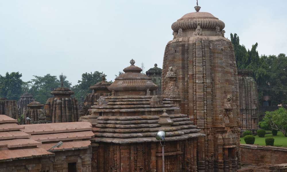 puri-konark-tour-package-explore-odishas-famous-temples-and-beautiful-beaches